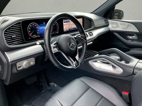 Certified 2025 Mercedes-Benz GLS 450 4MATIC image 13