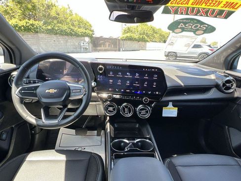 Certified 2024 Chevrolet Blazer EV LT AWD/4WD image 22