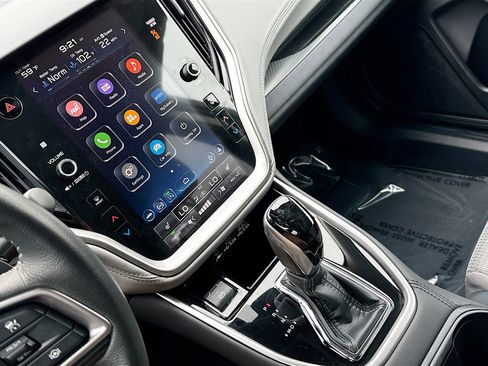 Certified 2025 Subaru Outback Premium w/ Popular Package #1A image 28