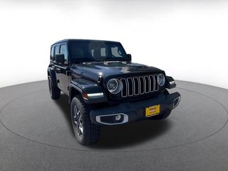 Used 2025 Jeep Wrangler Unlimited Sahara AWD/4WD video 2