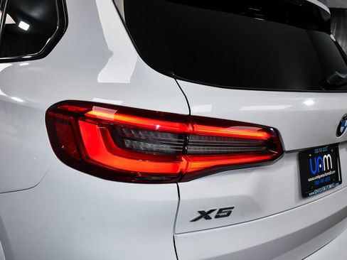 Used 2020 BMW X5 xDrive40i w/ M Sport Package AWD/4WD image 82