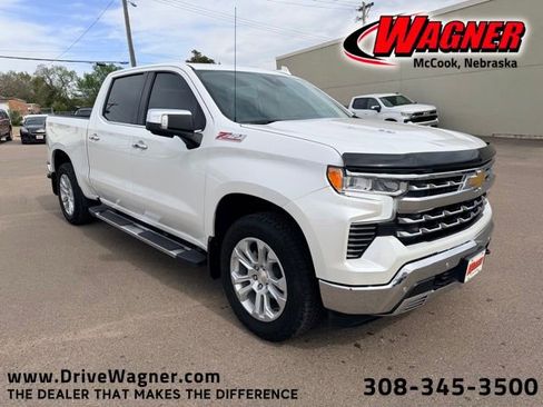 Used 2022 Chevrolet Silverado 1500 LTZ w/ Z71 Off-Road Package AWD/4WD image 1