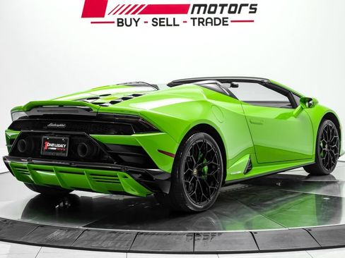 Used 2024 Lamborghini Huracan EVO AWD/4WD image 7