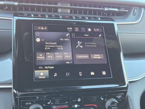 Certified 2023 Jeep Grand Cherokee Altitude image 9