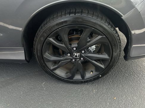 Used 2019 Honda Civic Sport image 7