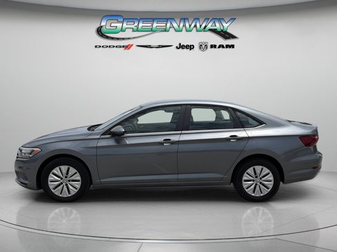 Used 2020 Volkswagen Jetta S FWD image 2