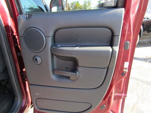 Used 2003 Dodge Ram 1500 Truck ST image 20