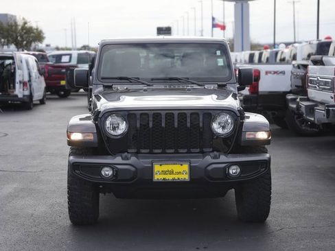 Used 2023 Jeep Gladiator Willys image 3