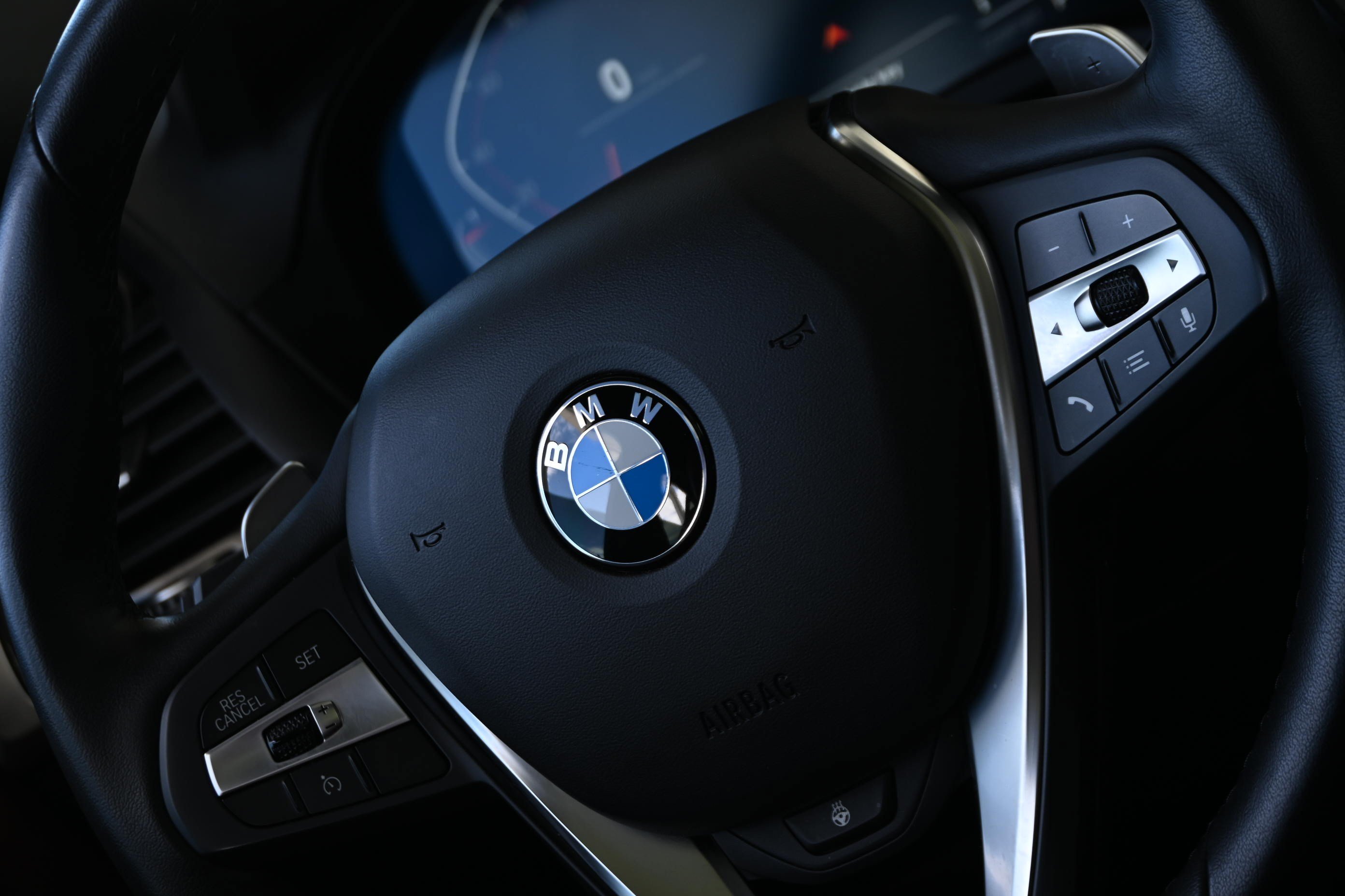 Used 2021 BMW X4 xDrive30i w/ Premium Package AWD/4WD image 18