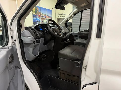 Used 2019 Ford Transit 350 XLT RWD image 16