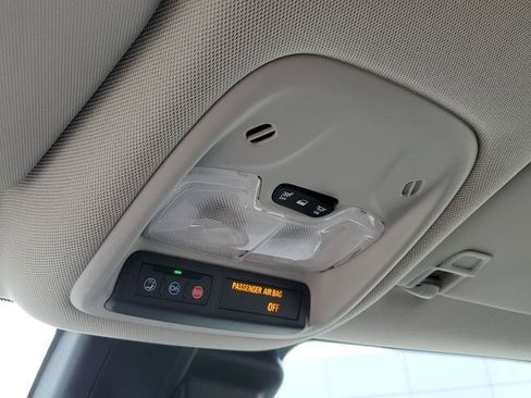 Used 2023 Chevrolet TrailBlazer LS image 28