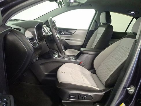 Used 2019 Chevrolet Equinox LT image 16