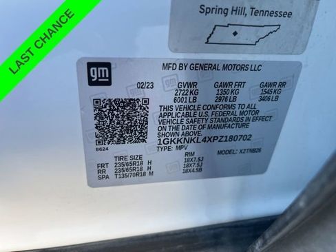 Used 2023 GMC Acadia SLE w/ Driver Convenience Package FWD image 30