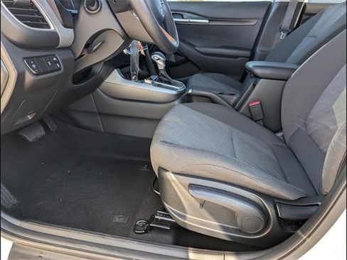 Certified 2022 Kia Seltos LX image 9