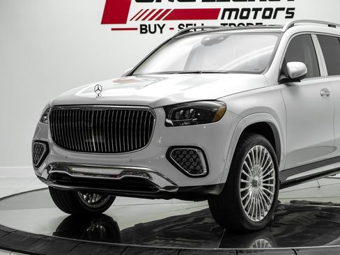 Used 2026 Mercedes-Benz Maybach GLS 600 4MATIC image 2
