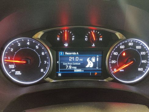 Used 2018 GMC Terrain SLE w/ Driver Convenience Package FWD image 23