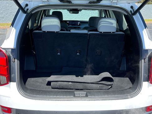 Used 2022 Hyundai Palisade SEL w/ Premium Package image 19