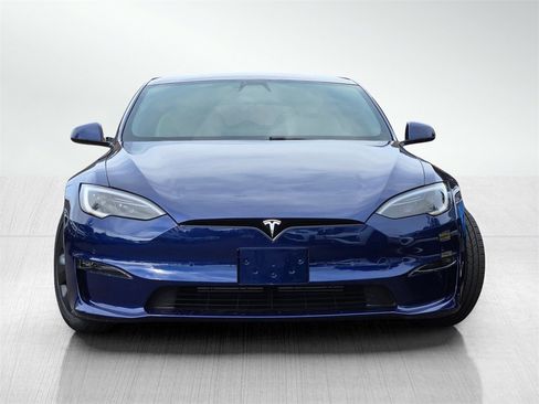 Used 2022 Tesla Model S image 2