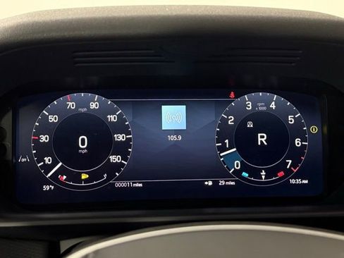 New 2025 Land Rover Discovery Dynamic SE image 20