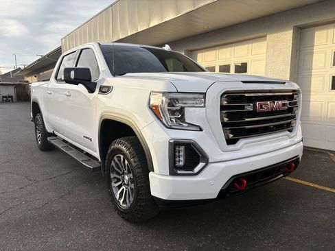 Used 2020 GMC Sierra 1500 AT4 w/ AT4 Premium Package image 1