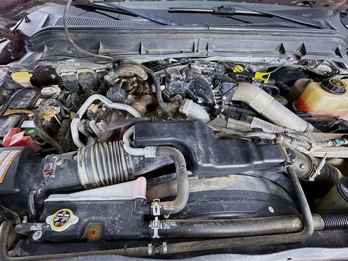 Used 2016 Ford F350 Platinum w/ Platinum Package image 30