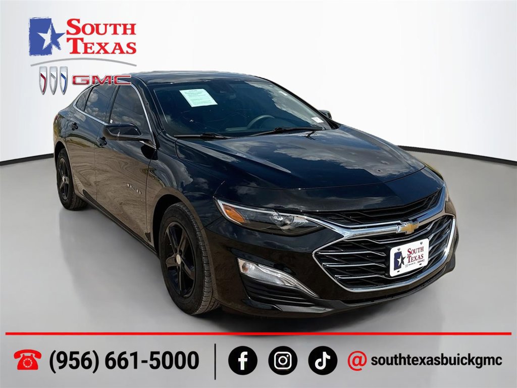 Used 2025 Chevrolet Malibu LS FWD image 1