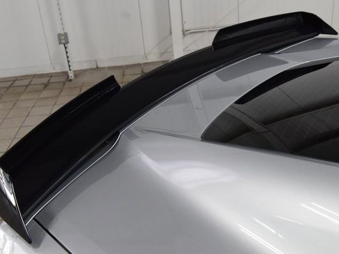 Used 2015 Chevrolet Corvette Z06 w/ 3LZ Preferred Equipment Group image 28