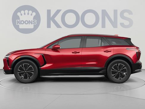 Used 2024 Chevrolet Blazer EV LT AWD/4WD image 2
