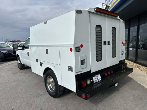 Used 2011 Ford F350 XL image 5