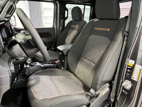 New 2026 Jeep Gladiator Mojave w/ Safety Group image 21