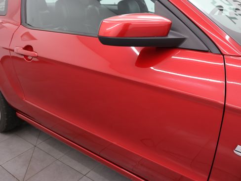 Used 2013 Ford Mustang GT Premium w/ Comfort Pkg RWD image 22