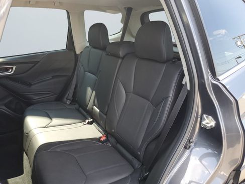 Used 2021 Subaru Forester Touring AWD/4WD image 13