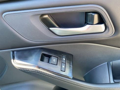 New 2026 Nissan Rogue SV image 26