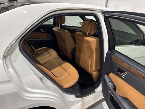 Used 2010 Mercedes-Benz E 350 E350 image 62