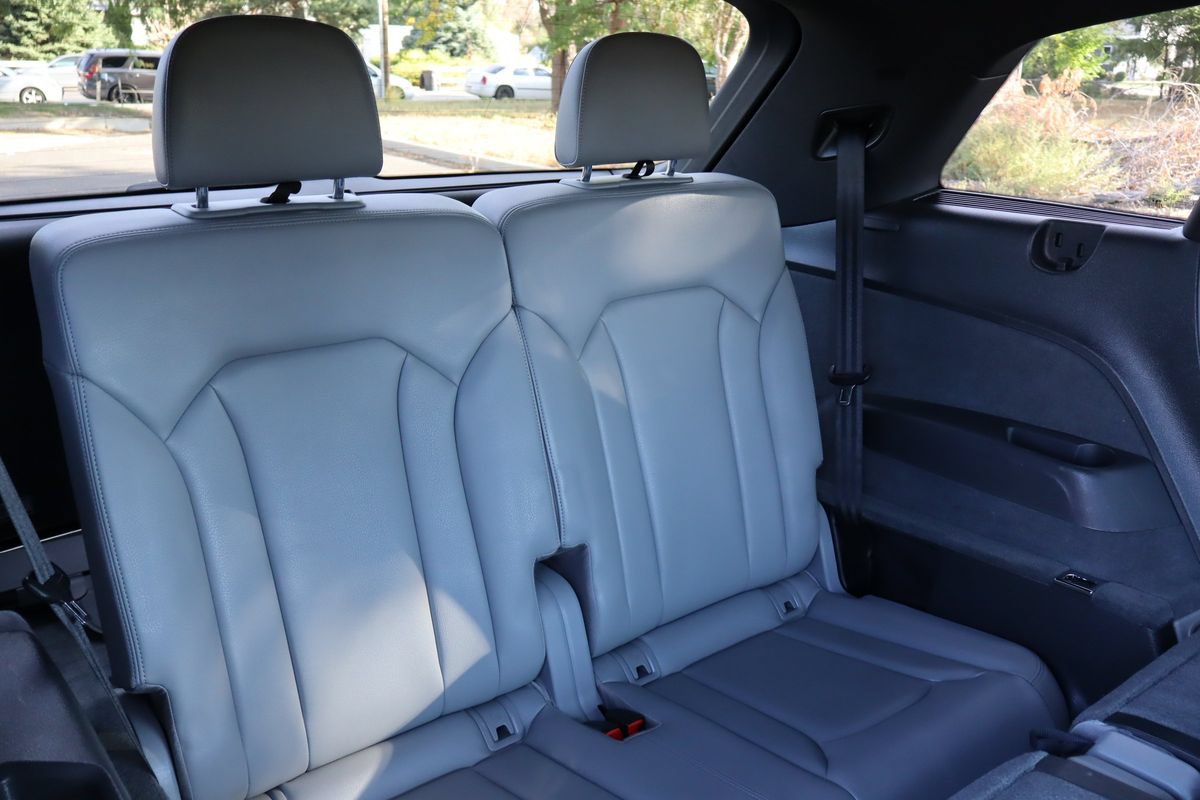 Used 2019 Audi Q7 3.0T Prestige w/ Prestige Package AWD/4WD image 22