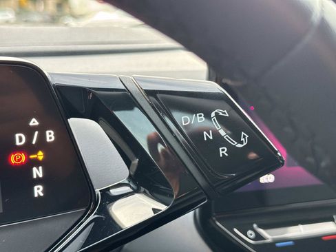 Certified 2023 Volkswagen ID.4 Pro image 30