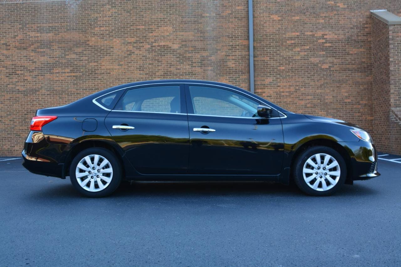 Used 2019 Nissan Sentra S FWD image 4