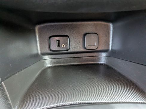 Used 2018 Chevrolet Equinox LT AWD/4WD image 58