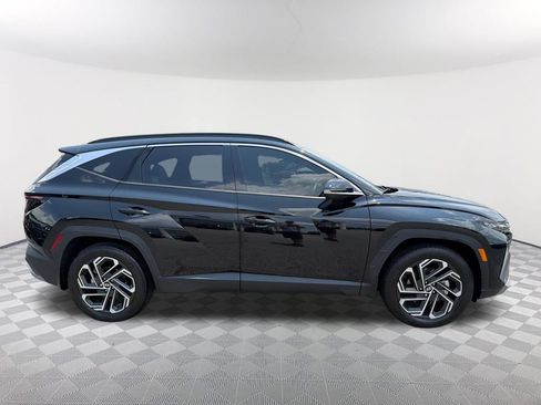 Used 2025 Hyundai Tucson Limited FWD image 4
