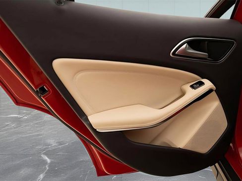 Used 2018 Mercedes-Benz GLA 45 AMG 4MATIC image 27