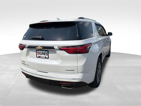 Used 2023 Chevrolet Traverse Premier AWD/4WD image 10