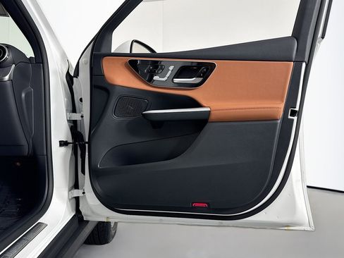 New 2026 Mercedes-Benz GLC 300 image 22