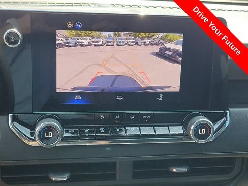 Used 2026 Chevrolet Colorado Trail Boss AWD/4WD image 12