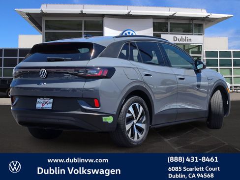 Used 2023 Volkswagen ID.4 Pro RWD image 4