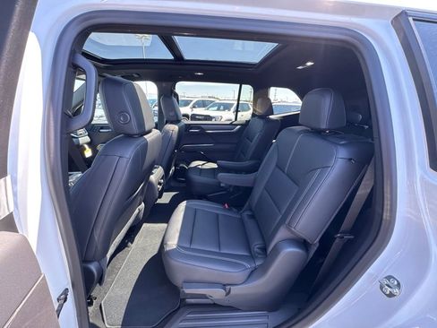 New 2026 GMC Acadia Elevation w/ Black Edition AWD/4WD image 25