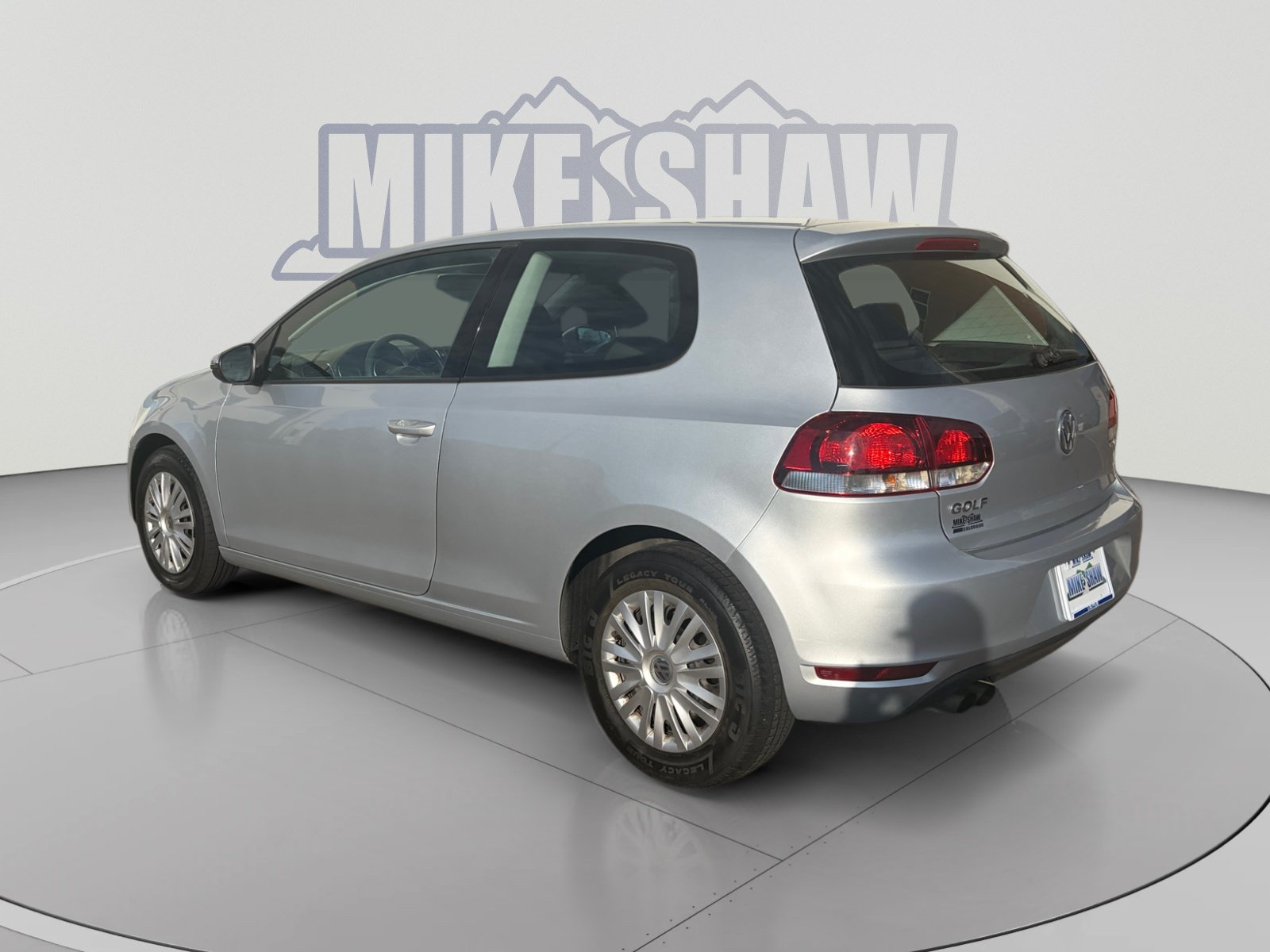 Used 2012 Volkswagen Golf 2-Door FWD image 3