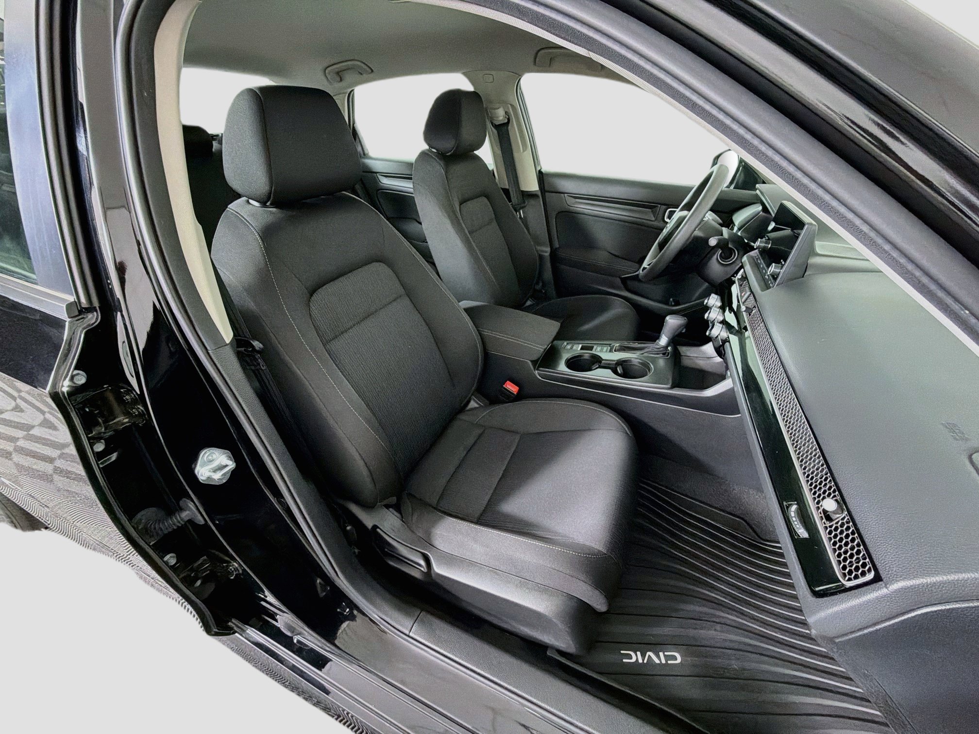 Used 2025 Honda Civic LX image 29