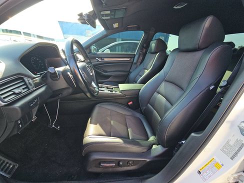 Used 2022 Honda Accord Sport image 3