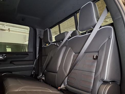 New 2026 GMC Sierra 2500 AT4X AWD/4WD image 10
