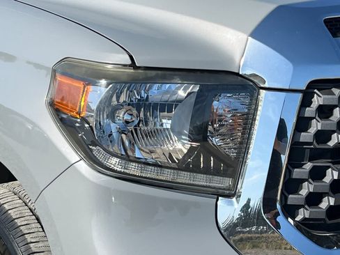 Used 2019 Toyota Tundra SR5 RWD image 32